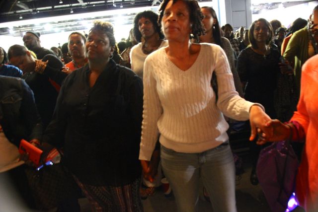 Iyanla Vanzant fans at Transformation 2016