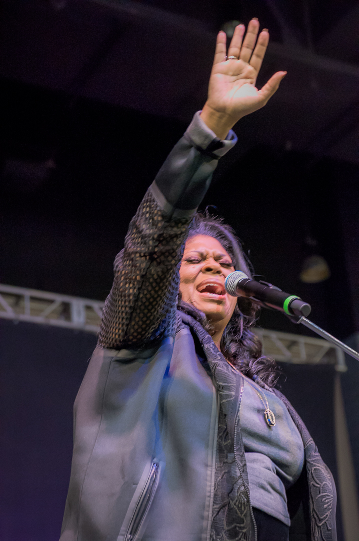 Transformation Expo 2018: Kim Burrell [PHOTOS] | MyPraise 102.5