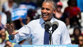 Former president Barack Obama campaigning at Eakins Oval in...