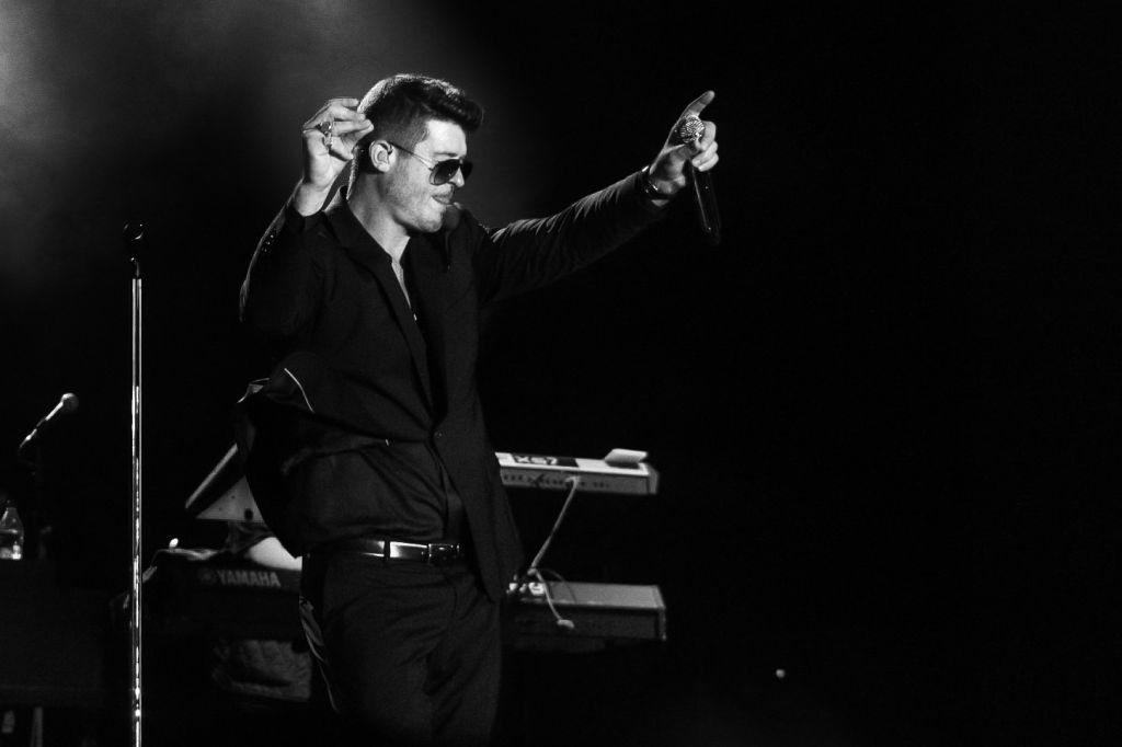 Stone Soul 2019 -- Robin Thicke