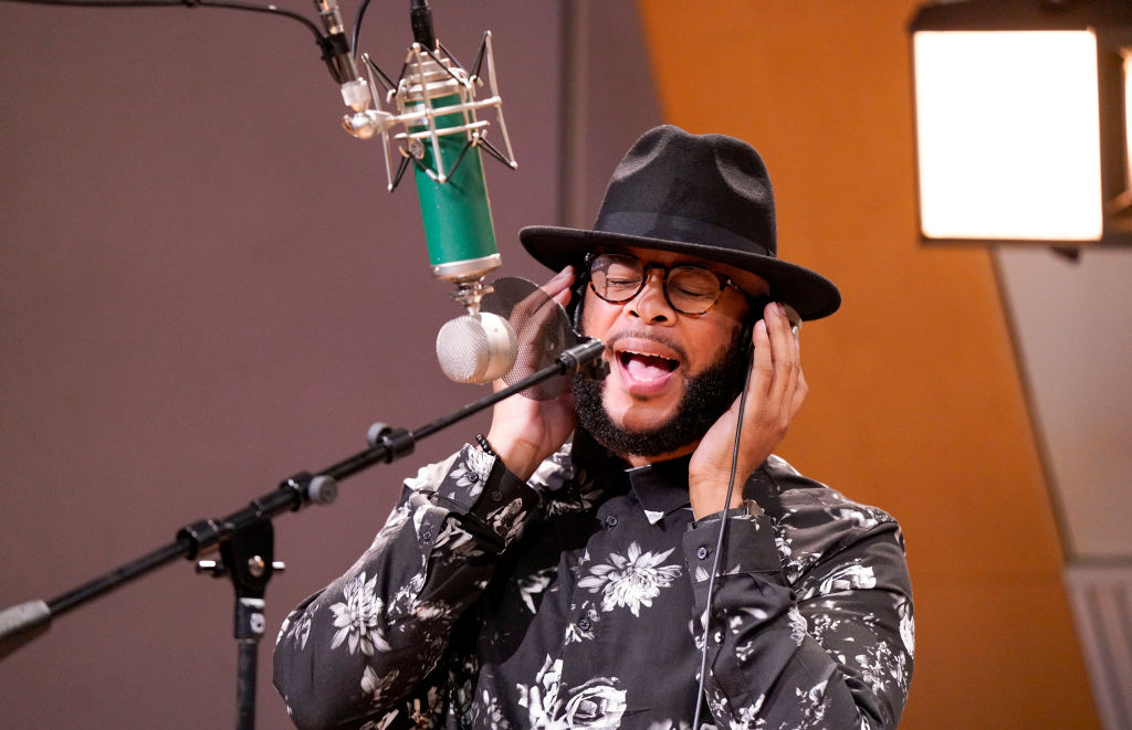James Fortune Performs For SiriusXM Kirk Franklin's Praise