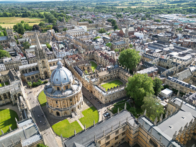 Aerial view of the city of Oxford, England, with the iconic Radcliffe Camera