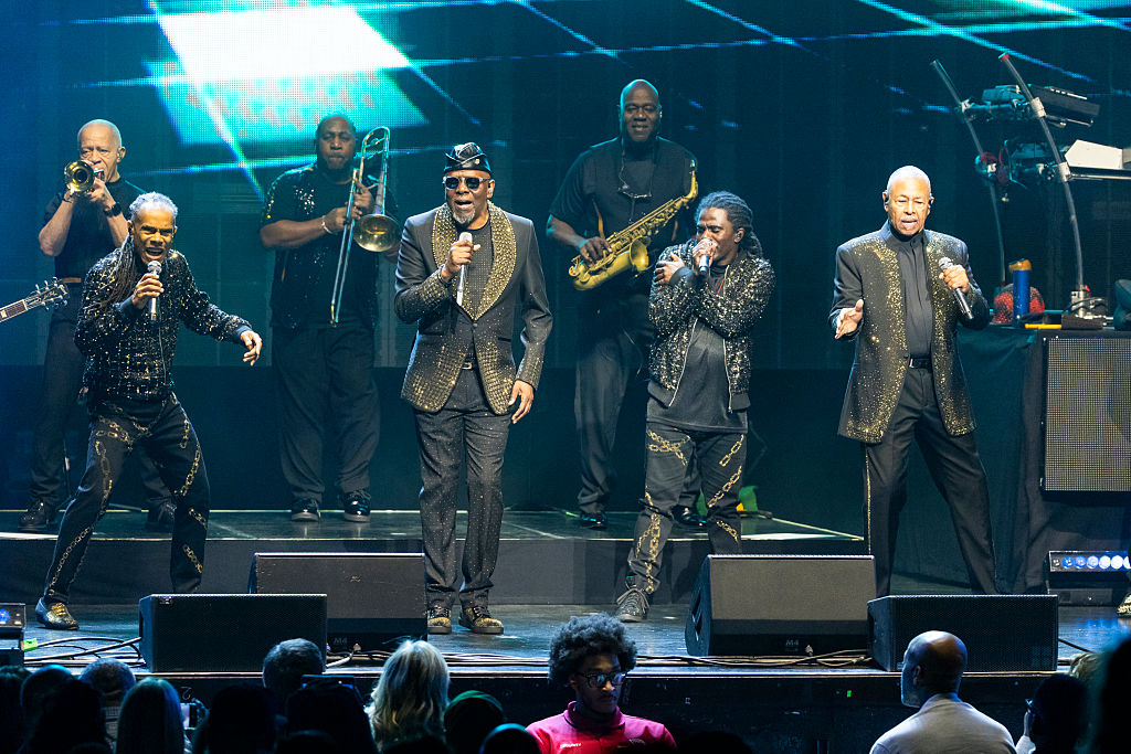 An Evening with Earth, Wind & Fire - Detroit, MI