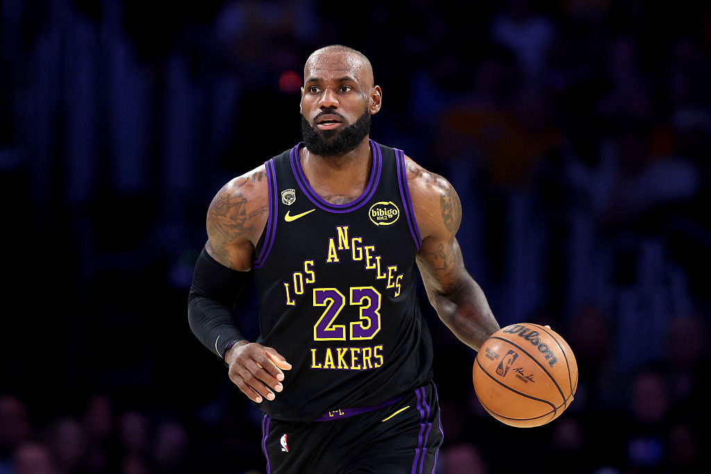 Oklahoma City Thunder v Los Angeles Lakers - Game Four